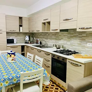 https://campofelice-happy-casa.sicilyhotelsitaly.net