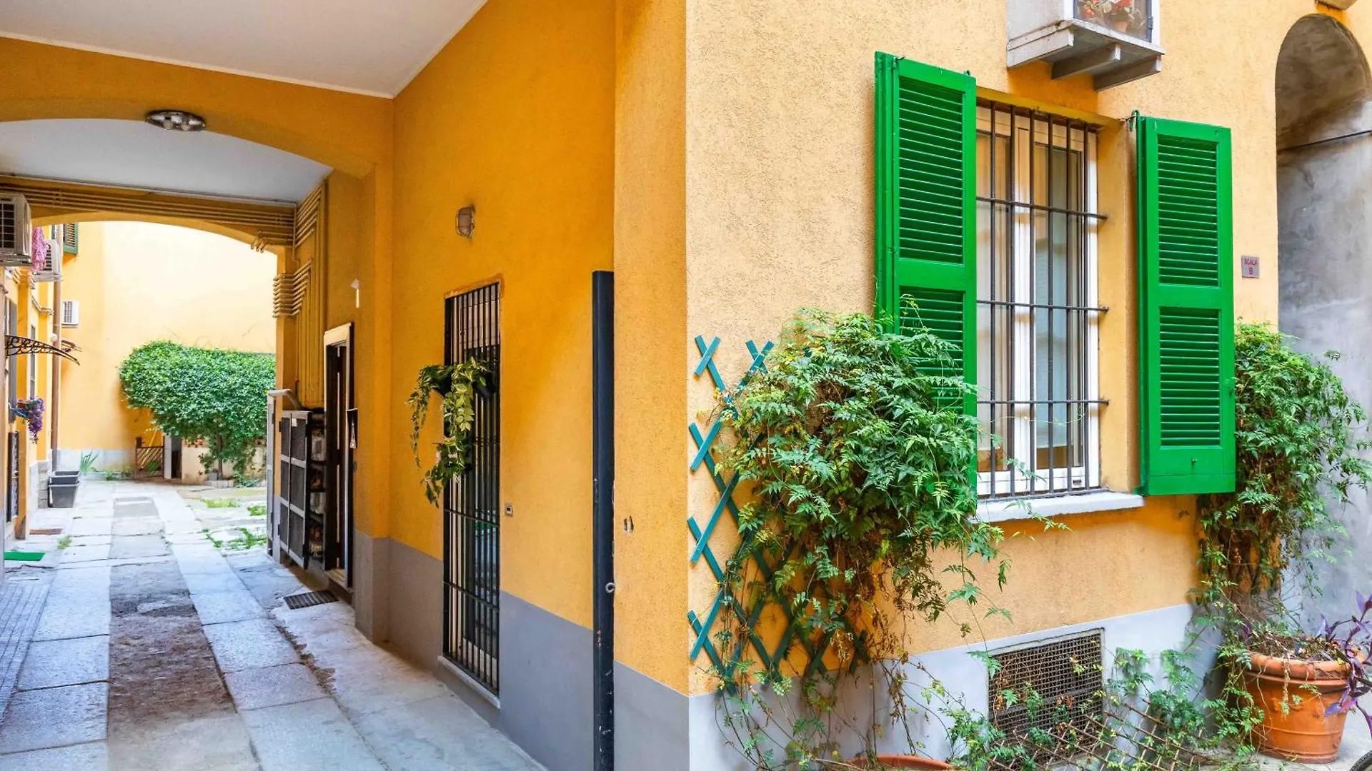 Milano Farini Loft - Free Wifi And Netflix Lägenhet
